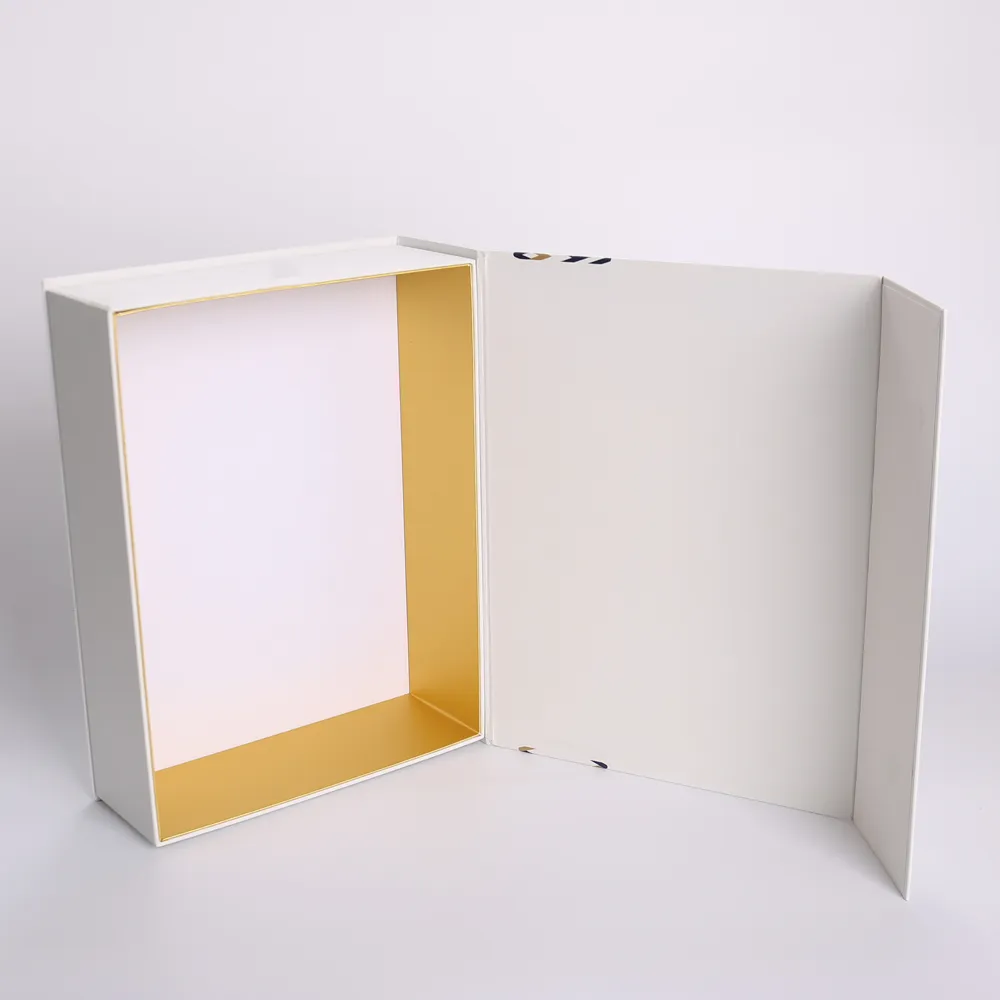 Cream and Gold Geometric Pattern Magnetic Flip-Top Gift Box