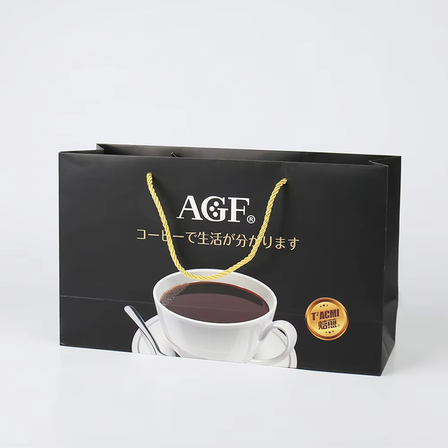 High Quality Paper Tote Bags for Storing Clothes or Beverages