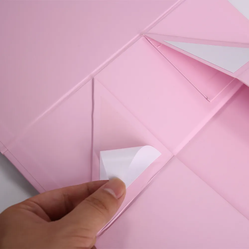 Pink Collapsible Magnetic Gift Box